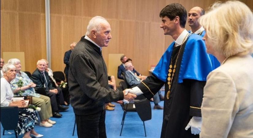 Földingné Nagy Judit emlékezik a legendás tanárra