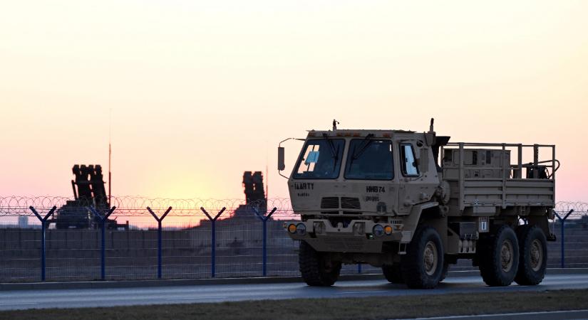 Az iráni háború miatt Európa védelmére kevesebb marad: hiába akar mindenki Patriotot, üres a polc