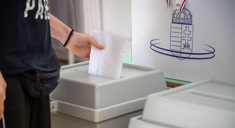 Delegáltak és választott tagok: így állnak fel a szavazókörök