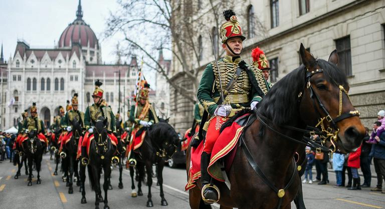 Évtizedekig április 11-én ünnepelték az 1848-as forradalmat, és ennek jó oka volt