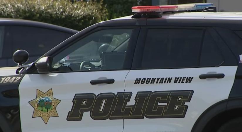 Egy 10 éves fiút azzal vádolnak, hogy háromszor megszúrt egy 7 éves kislányt az általános iskola udvarán