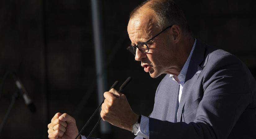 A kormányfő kutyaszorítóban, egyre többen rettegnek a háborútól