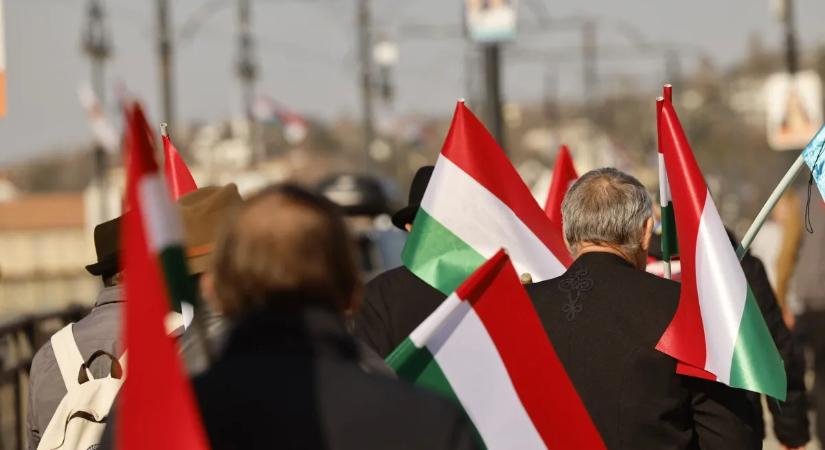 Tóth Gabi is megérkezett a Békemenetre: A magyaroknak itt a helye