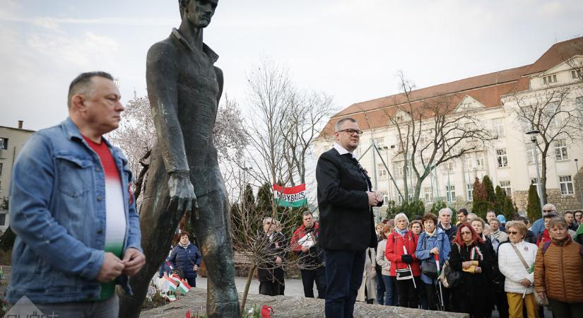 dr. Fekete Dávid:” Nem kérünk a birodalmak elnyomásából”
