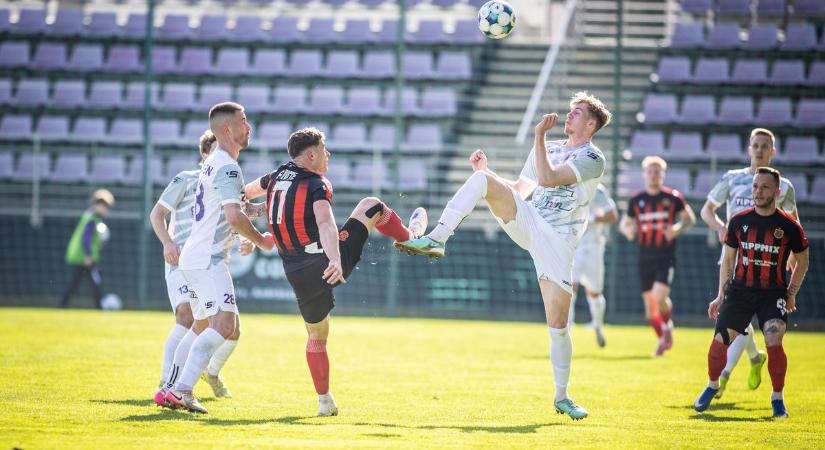 Úton az NB I-be: a Békéscsaba edzője kimondta a különbséget a Honvéd és csapata között