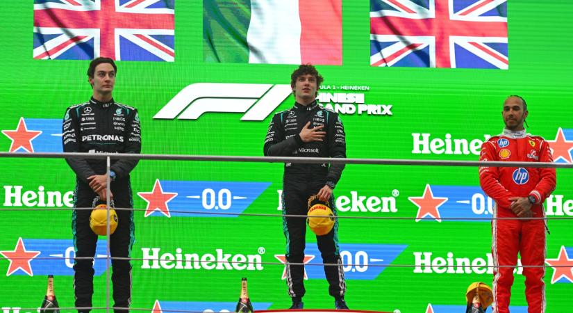 Megszólaltak a dobogósok Antonelli szenzációs győzelme után – a Kínai Nagydíj legfontosabb nyilatkozatai