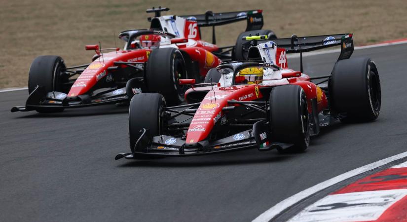 Megszólalt a csapatfőnök Hamiltonék látványos házi meccséről