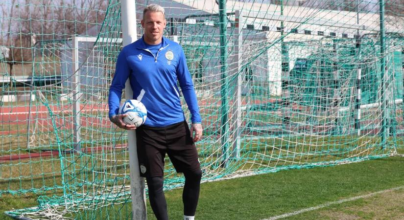 A Békemeneten vonul a fantasztikus El siker után a Fradi sztárja