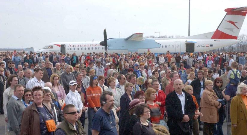 Pécs-Pogányi Repülőtér: az izgalmas jelenből vissza a dicső múltba (GALÉRIA)