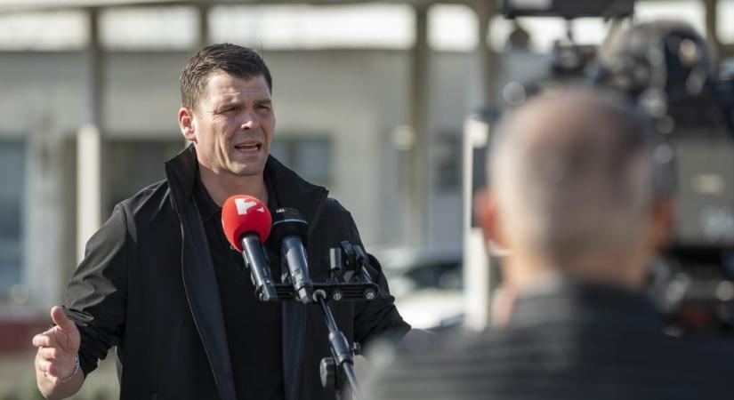 Kijev tájékoztatást adott a Barátság-vezetékről, de Orbánék küldöttsége helyett csak a magyar nagykövet lehetett ott