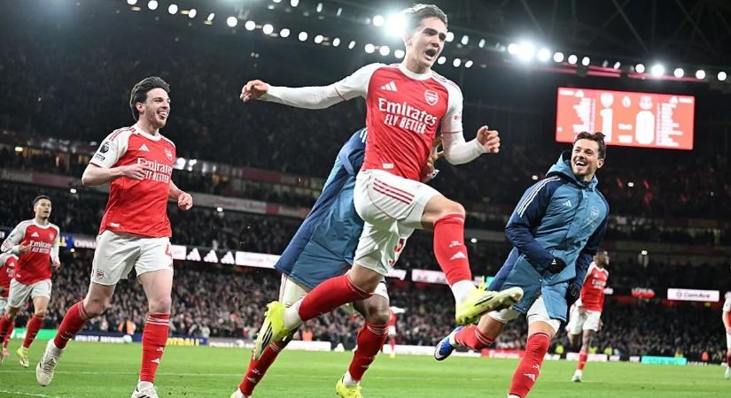 „Egyszerűen nem normális” – Mikel Arteta a PL legfiatalabb gólszerzőjét, Max Dowmant méltatta