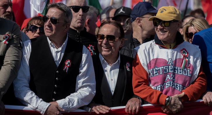 Pataky Attila és Kis Grófo is rajtra készen