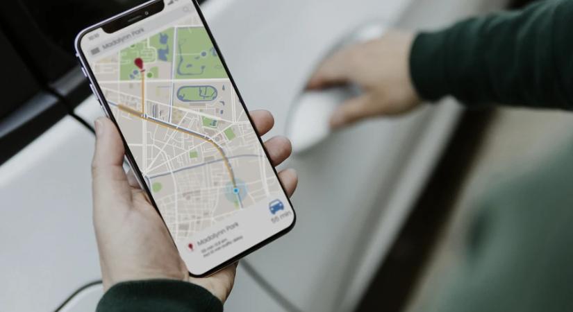 Megújul a Google Térkép: teljesen átalakul a navigáció, és érkezik egy hasznos új funkció