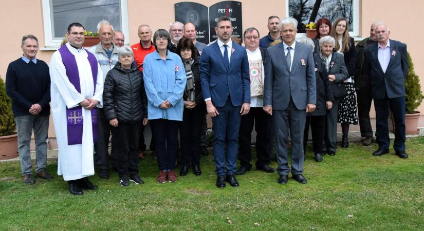 Szentmisével kezdődött az ünnep: így emlékezett a zalai település március 15-re, de mást is ünnepeltek