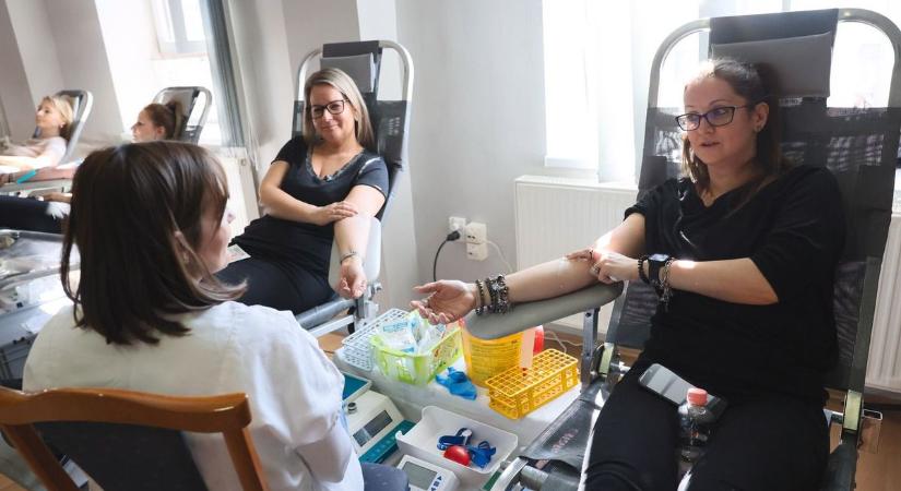 Csak egy TAJ-kártya kell a hétköznapi hőstetthez – Ezeken a településeken lesz véradás