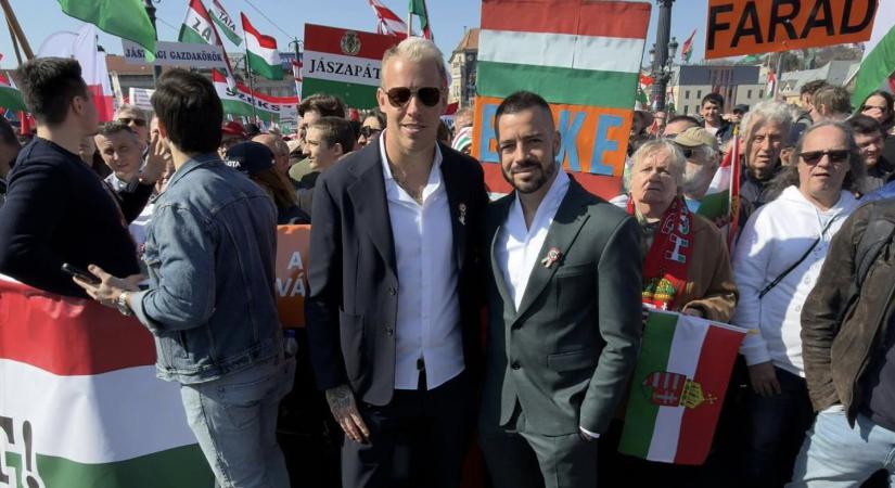 Böde, Botka és Gróf is a Békemeneten vonul - fotók