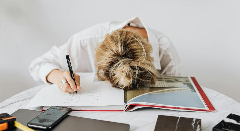 A perfekcionizmus csapdája: Miért nem kell tökéletesnek lenned?