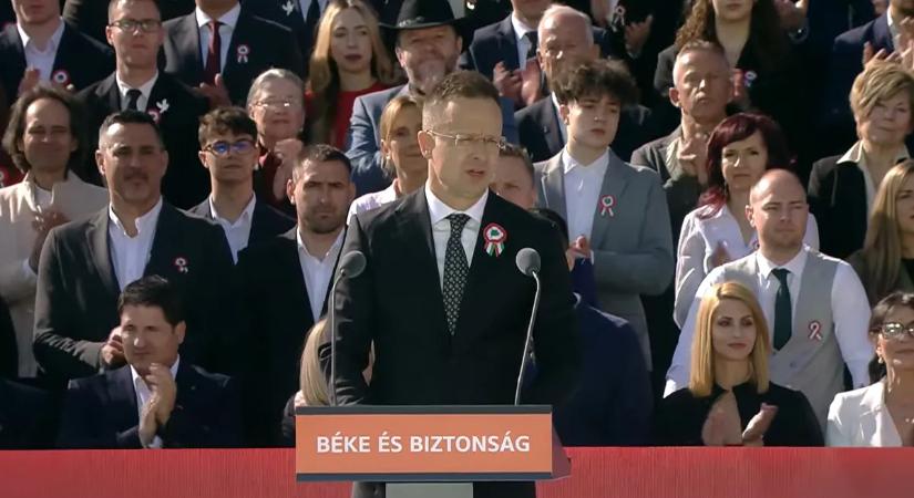 "Az ég egy adta világon semmivel sem tartozunk Ukrajnának, sem katonákkal, sem pénzzel, sem uniós tagsággal"