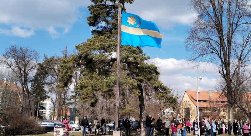 „A történelem nagy pillanatait mindig a közösség írja” – Így emlékeztek március 15-ére Csíkszeredában (VIDEÓ)