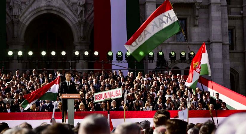 Szijjártó Péter: Mi nem félünk sem az ukrán maffiától, sem az ukrán verőlegényektől!