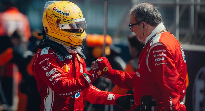 Hamilton úgy érzi, most van csúcsformában a Ferrarinál