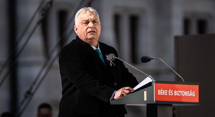 Orbán Viktor elkezdte a beszédét