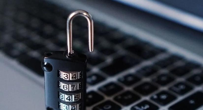 3 hétköznapi hiba, ami miatt könnyedén feltörhetik a Facebook- vagy Google-fiókunkat