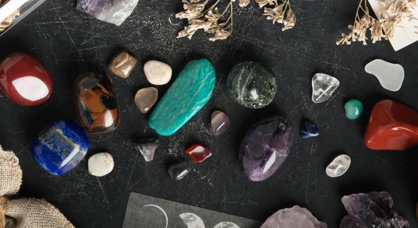 31 kristály, amely megvéd az elektronikai eszközök sugárzásától