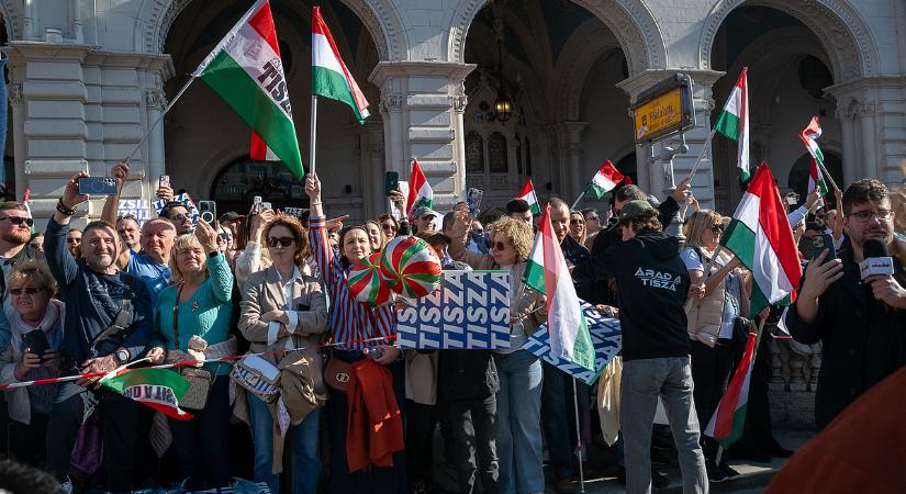 Így fest közelnézetből a Tisza Nemzeti Menete - Képek