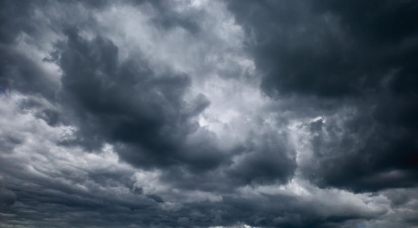 Eddig tartott a korai tavasz Magyarországon: kemény hidegfront töri ketté a jó időt, zivatarokra és fagyra is készülni kell