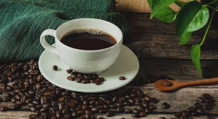 Ezt ne tegye soha a kávézaccal – komoly problémát okozhat