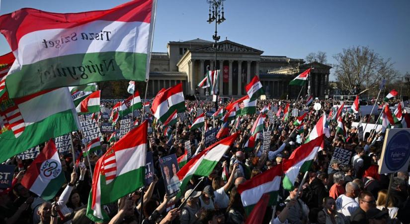 A Fidesz ellen, nem a Tisza mellett