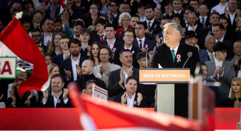 Orbán Viktor a Békemeneten: Április 12-én választani kell, ki alakítson kormányt; én vagy Zelenszkij
