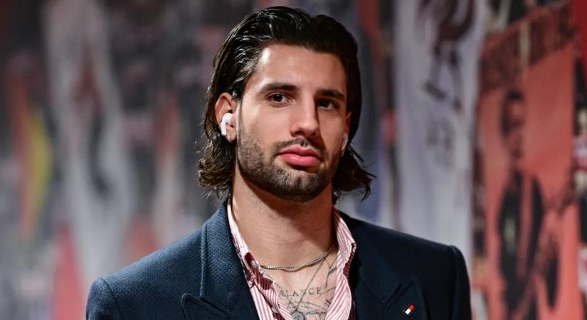 Lefotózták: Így szurkol élőben az apukájának Szoboszlai Dominik kislánya