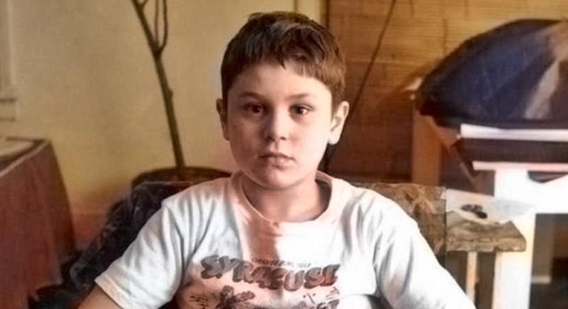 Felismered gyerekkori fotóján a későbbi színészlegendát? Most 81 éves, a maffiafilmek koronázatlan királya