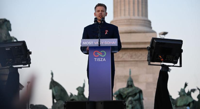 Itt az újabb leleplezés: a Hősök terét sem sikerült megtöltenie Magyar Péternek (VIDEÓ)