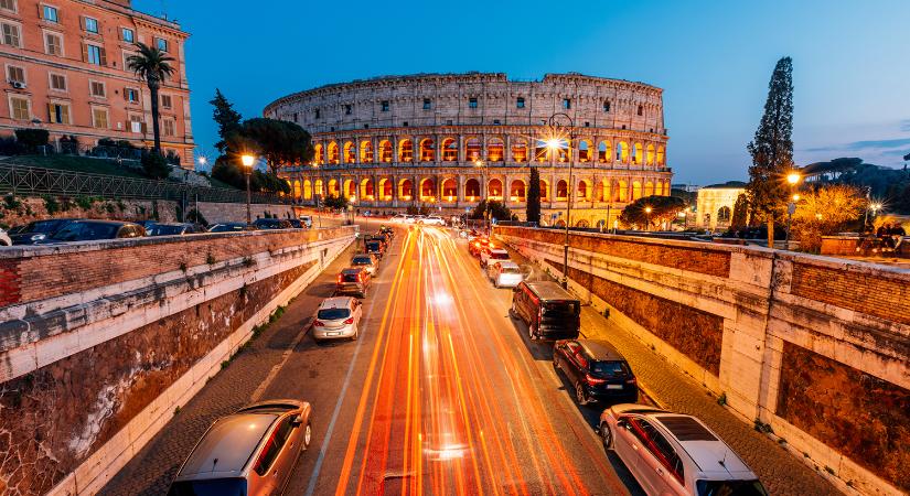 Tömegek voltak kíváncsiak egy magyar papra Rómában