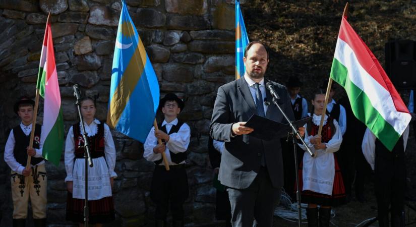Nacsa Lőrinc: Őrizzük meg nemzeti egységünket