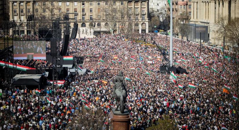 Itt vannak a számok: ennyien voltak a Békemeneten és a tiszás rendezvényen