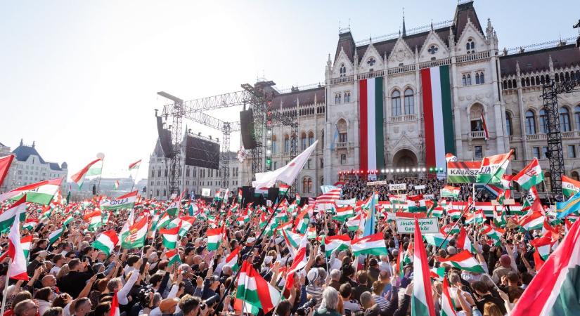 Megjöttek az adatok: 180 ezren vonultak a Békemeneten