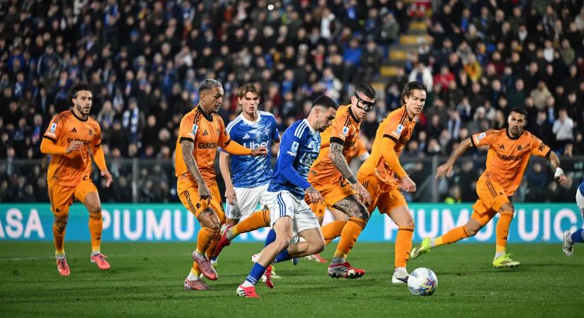 Serie A: a Roma vezetett, de a Como fordított és megint nyert