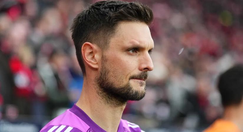 Megsérült a Bayern München harmadik számú kapusa is – ki véd majd a BL-ben?