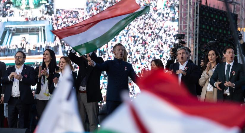 Magyar menetén nem zúgott a „mocskos Fidesz”, a „ruszkik haza” viszont betalált