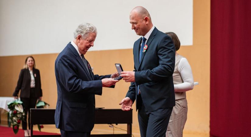 Habsburg Mihály díszpolgári címet kapott március 15-én (galéria, videó)