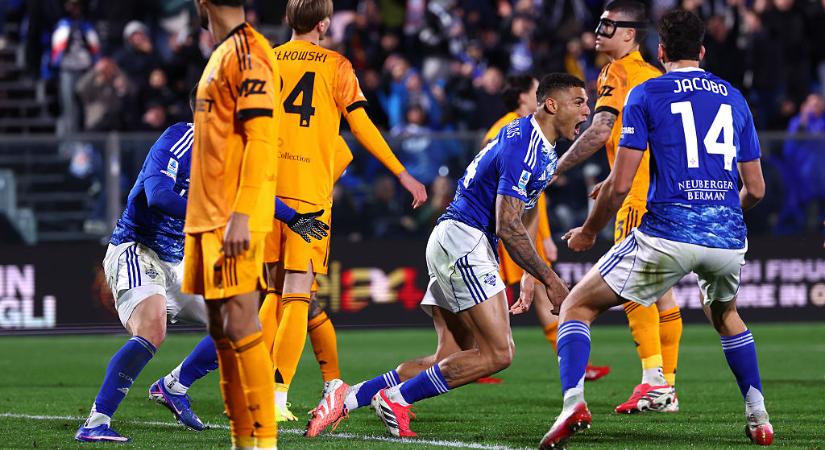 Serie A: hátrányból fordított hazai pályán a Como az AS Roma ellen! – videóval