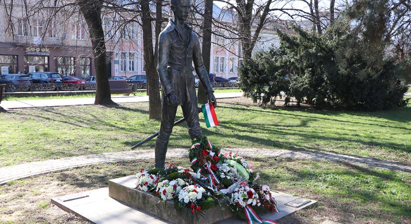 Meghitt megemlékezés a nemzeti ünnep alkalmából Ungváron