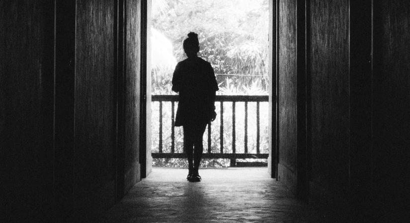 A karikagyűrűjét az asztalon hagyta, és kisétált a házból: 10 éve tűnt el nyomtalanul a családanya