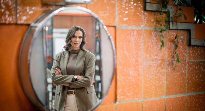 A Chanel és a Dior kifutón dolgozott, de többet akart. Bogár Nikolett ma az evészavarokat kutatja