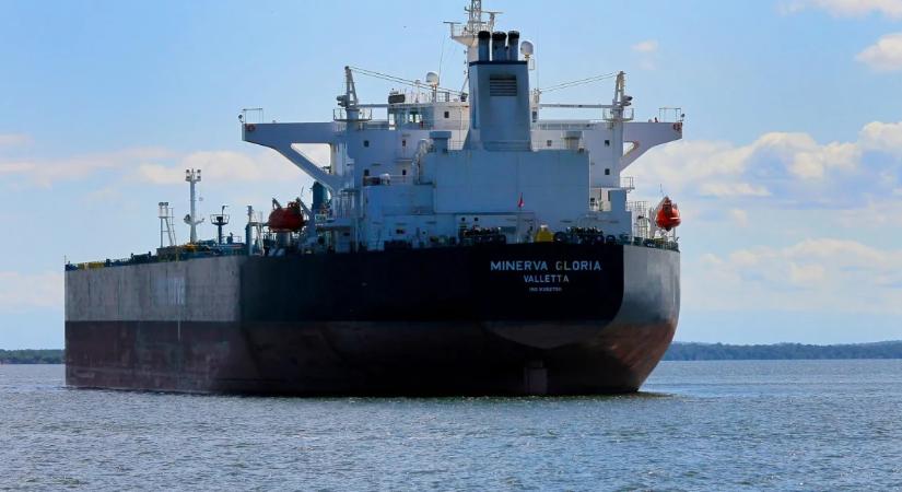 50 millió hordó olaj vagy 616 ezer ember? A számok megmutatják, melyik ér többet Amerikának