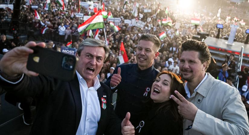 Minden lélegzetvételben érezni a rendszerváltó hangulatot